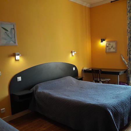 Val Des Bois Bed & Breakfast Warmeriville ภายนอก รูปภาพ